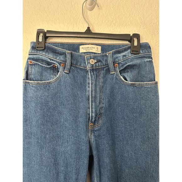 Abercrombie & Fitch The 90s Relaxed Jean High Rise Dark Blue Size 26/2 Short - Picture 3 of 7